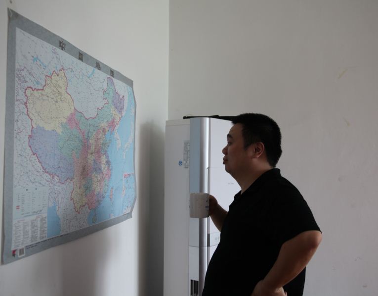 dvubb 图片点击可在新窗口打开查看