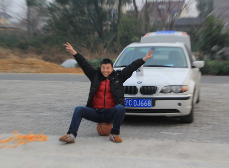 dvubb 图片点击可在新窗口打开查看